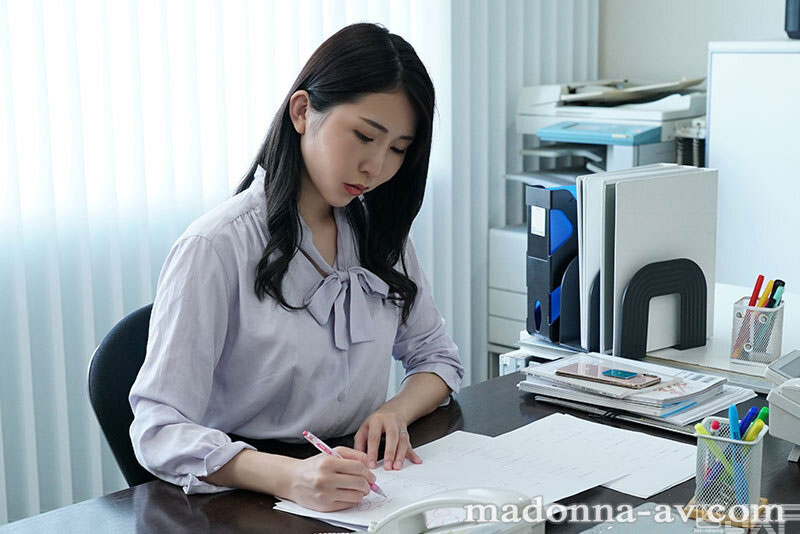 菁英学霸人妻《松莉乃》精选作品推荐封面及剧情图片介绍 - 星星舍